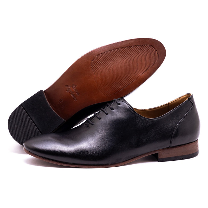 Sapato Masculino Wholecut Sola de Couro (STFNORMLT)